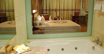 The Victoria Grand Hotel & Spa Kasauli Kültér fotó