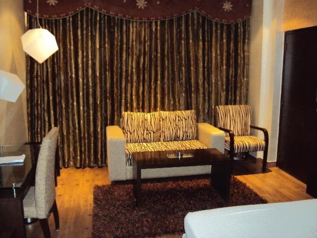 The Victoria Grand Hotel & Spa Kasauli Kültér fotó